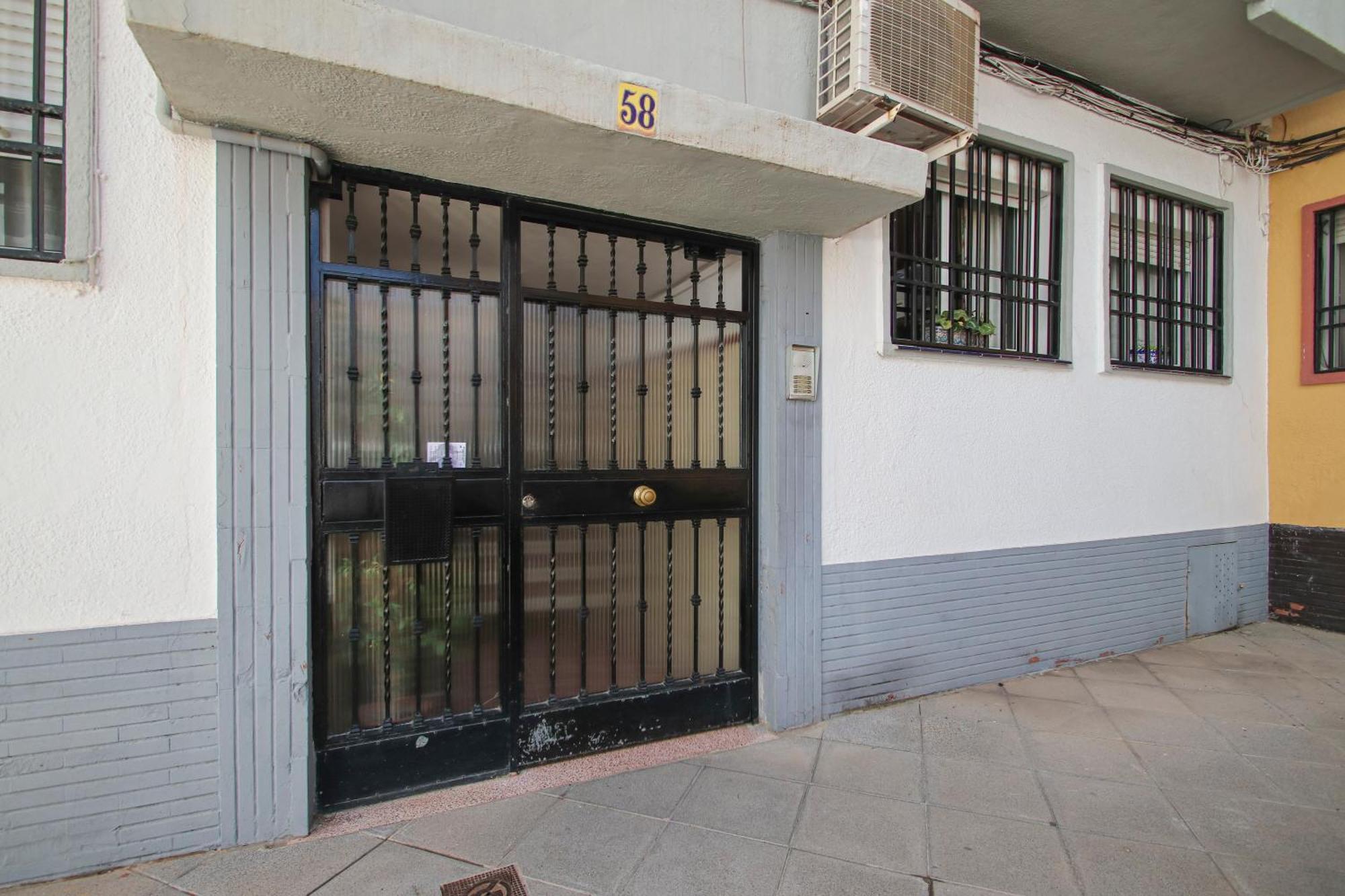 Spacious 2 Bedroom Apt In The Heart Of Triana Sevilla Dış mekan fotoğraf